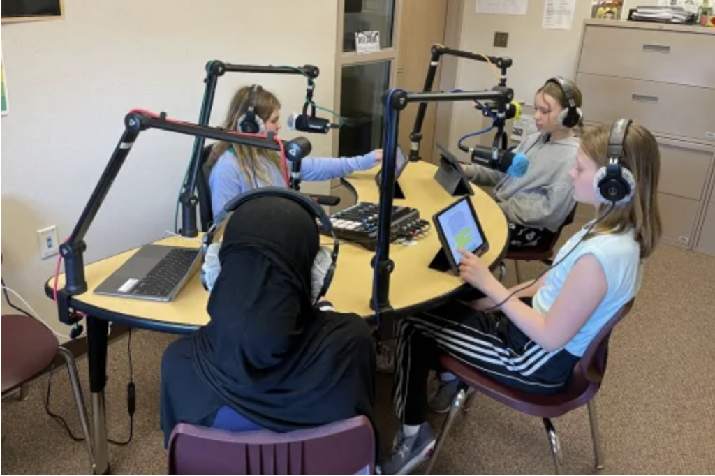 A podcast program for schools, including equipment, lesson plans... Everything you need to get going. PLUS CUSTOMER SUPPORT!